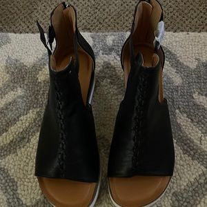 Brand New Women’s Black size 11 Corky’s Sugar City wedge Sandal